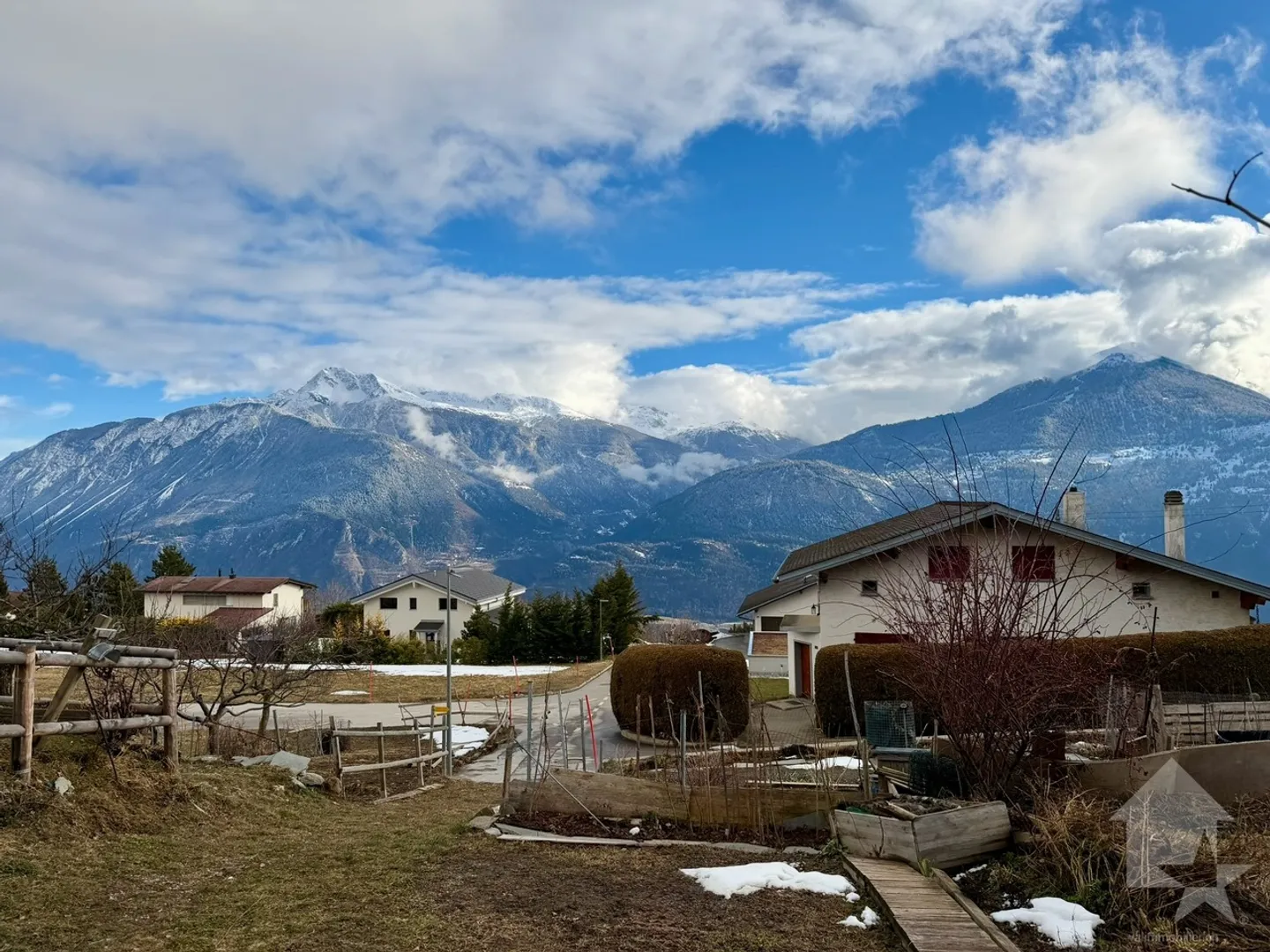Parte di un'antica casa di villaggio e shed da trasformare - Foto 14 di 29