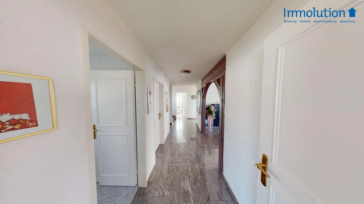 Ampia casa unifamiliare con area benessere e doppio garage - Foto 5 di 13