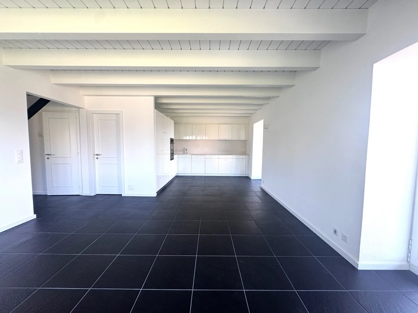 Spacieux appartement de 5.5 pièces en duplex - Photo 2 sur 10