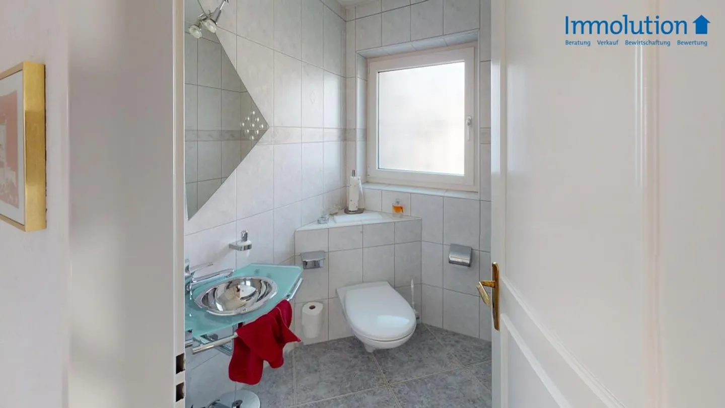 Ampia casa unifamiliare con area benessere e doppio garage - Foto 11 di 13