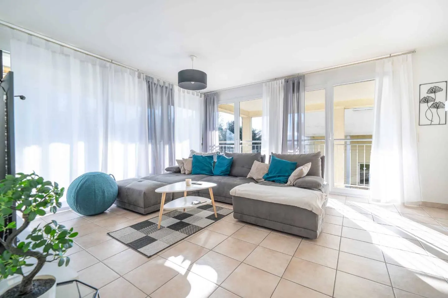 Appartement avec 4.5 pièces, à 10 minutes à pied du bord du lac - Photo 5 sur 11