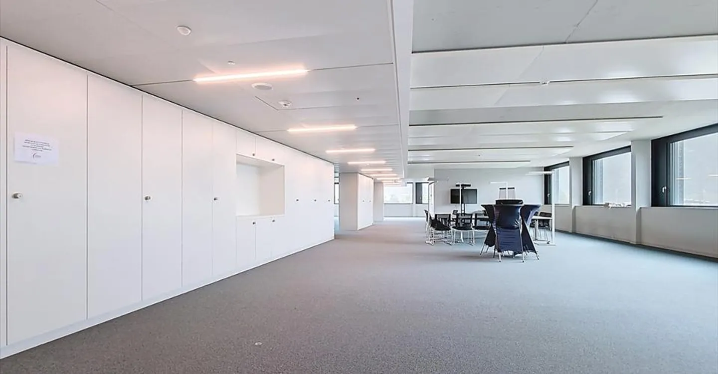 Mischgenutztes Gebäude mieten - Foto 5 von 6