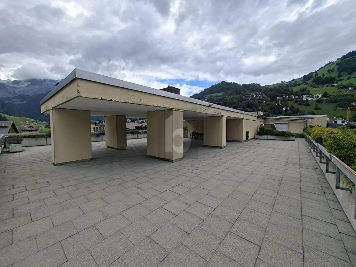 TURNKEY & MODERN, DIRECTLY AT THE SKI LIFT - Photo 1 of 6