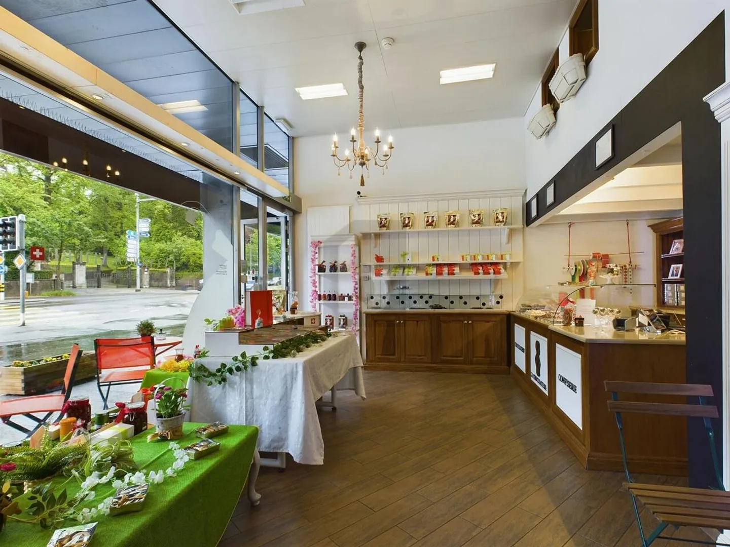 Iconic Chocolaterie in Lausanne - Photo 2 of 5