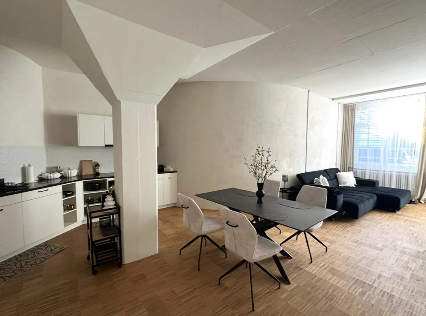 Vie moderne dans un emplacement central - Photo 2 sur 5