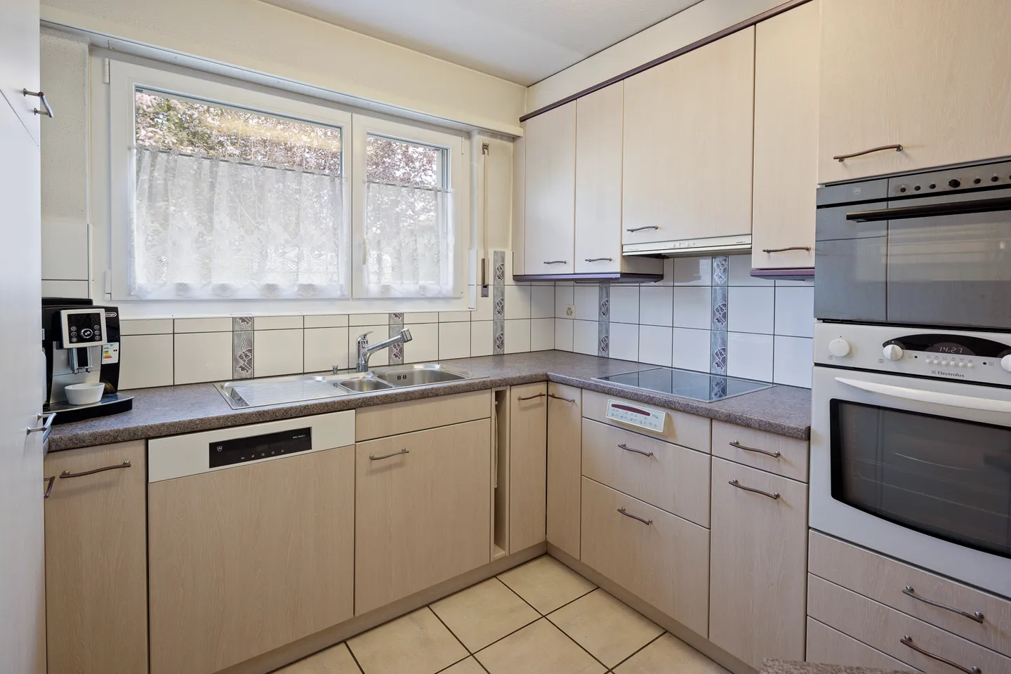 Semi-detached house for sale - Photo 6 of 13