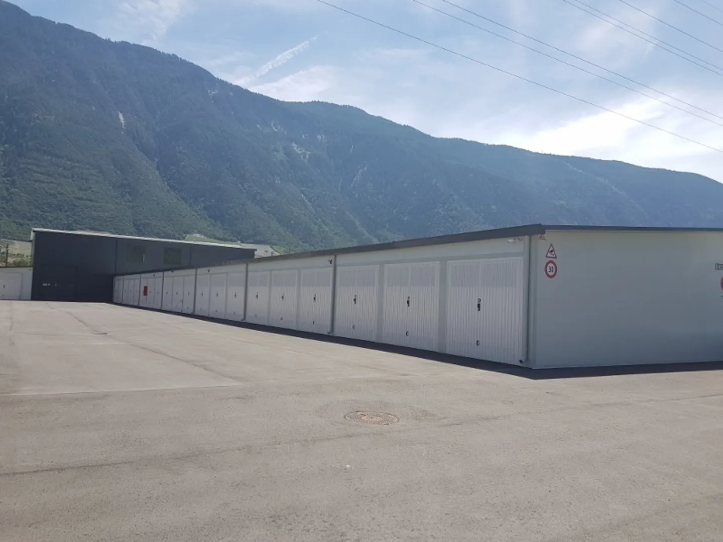 Box di stoccaggio sicuro a Charrat - Foto 1 di 3