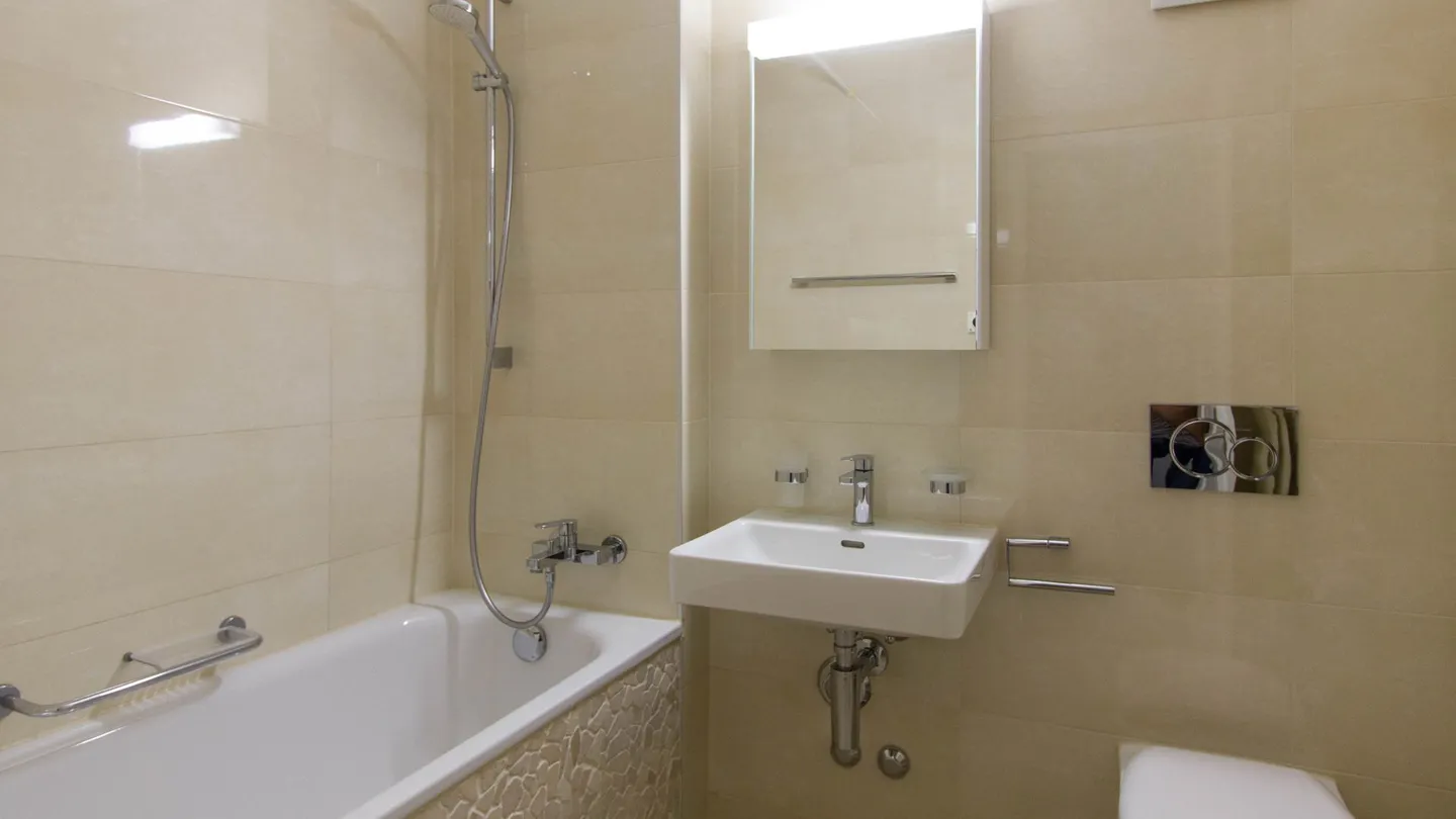 Schöne Wohnung mit Baklon - Foto 6 von 6