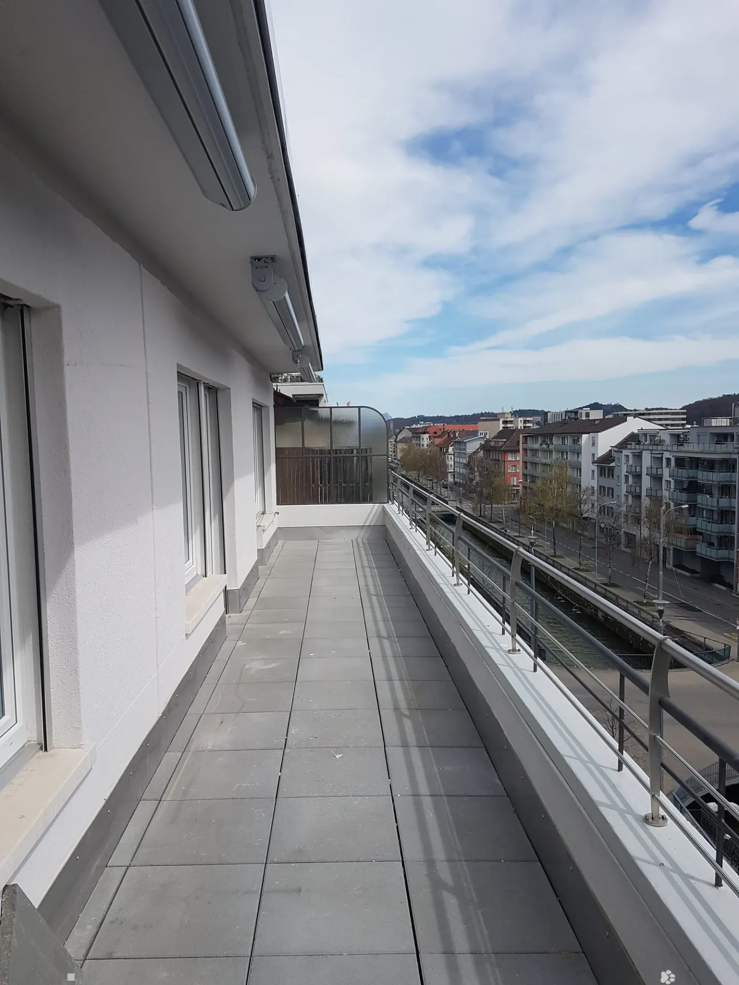 Charmante Attikawohnung in Biel - Foto 1 von 15