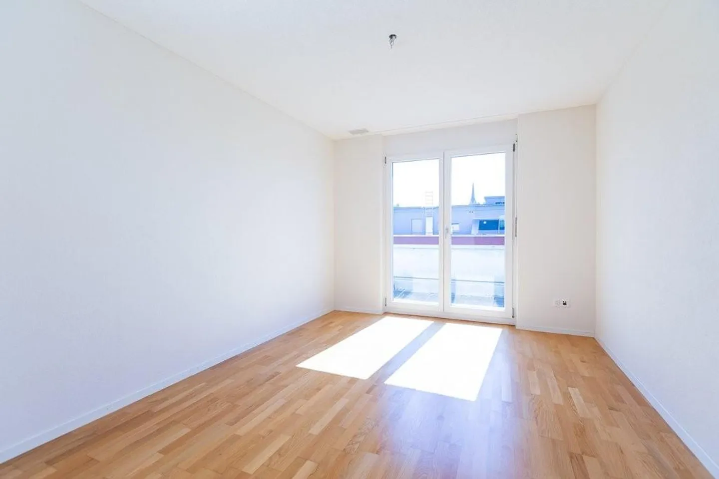Beautiful, modern 4.5-room penthouse apartment in Herzogenbuchsee - Photo 8 of 12