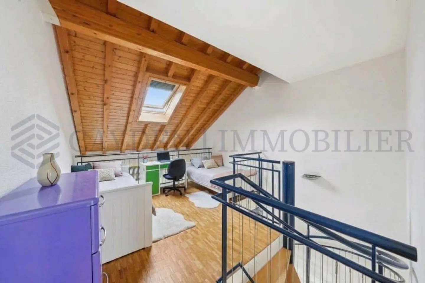 EXKLUSIVITÄT!! Charmante Duplexwohnung mit Giebel nur wenige Schritte vom Bahnhof entfernt - Foto 14 von 15