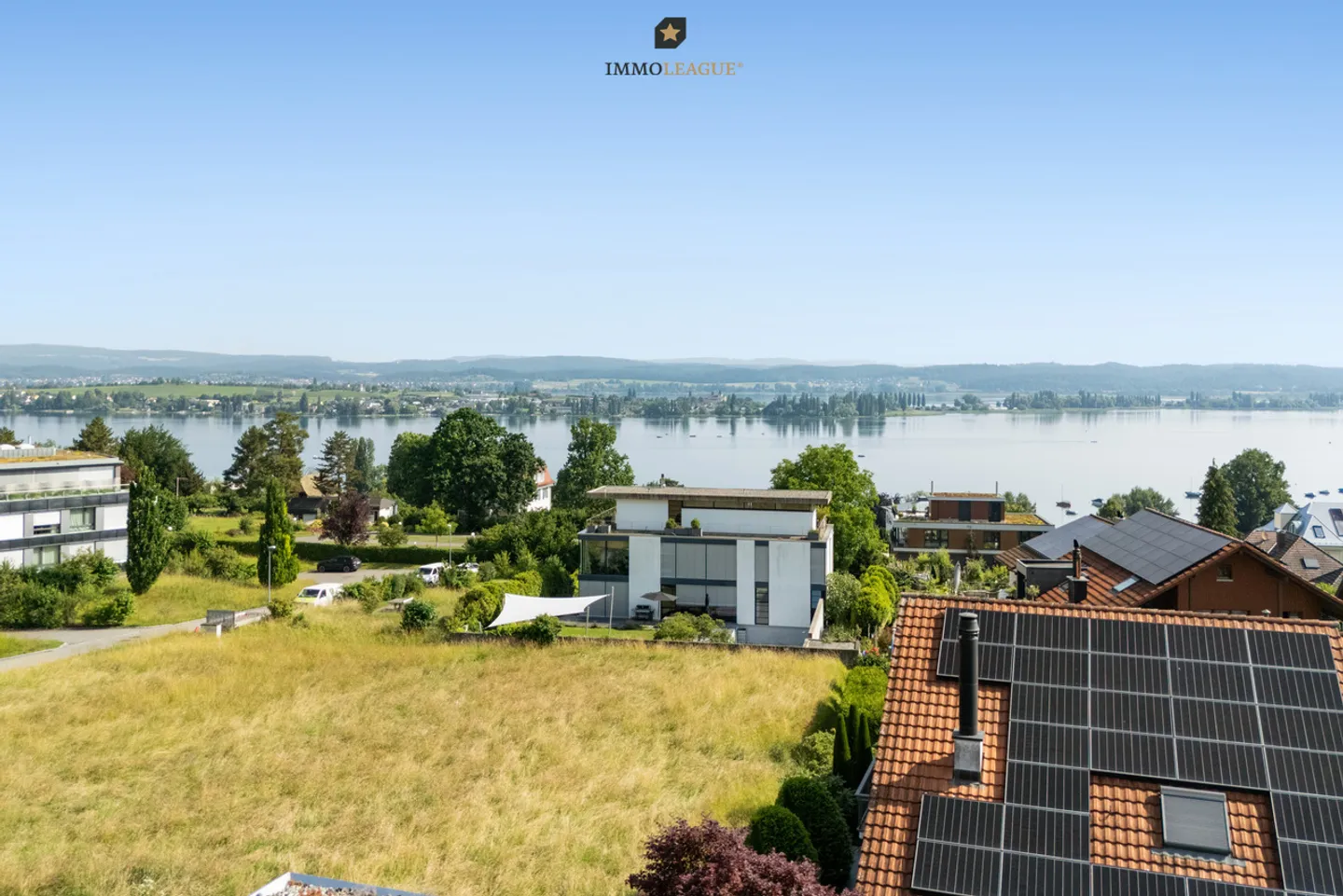 Oasi abitativa moderna con bella vista sul lago. - Foto 8 di 13