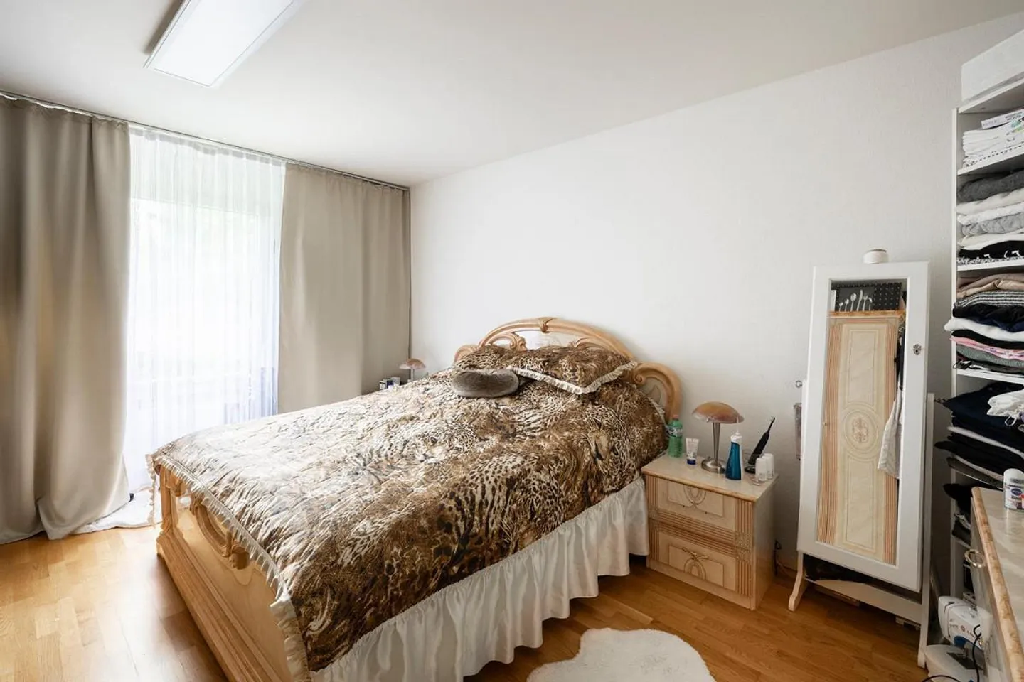 Espace commercial et appartement de 4,5 pièces à acquérir ensemble - Photo 7 sur 11