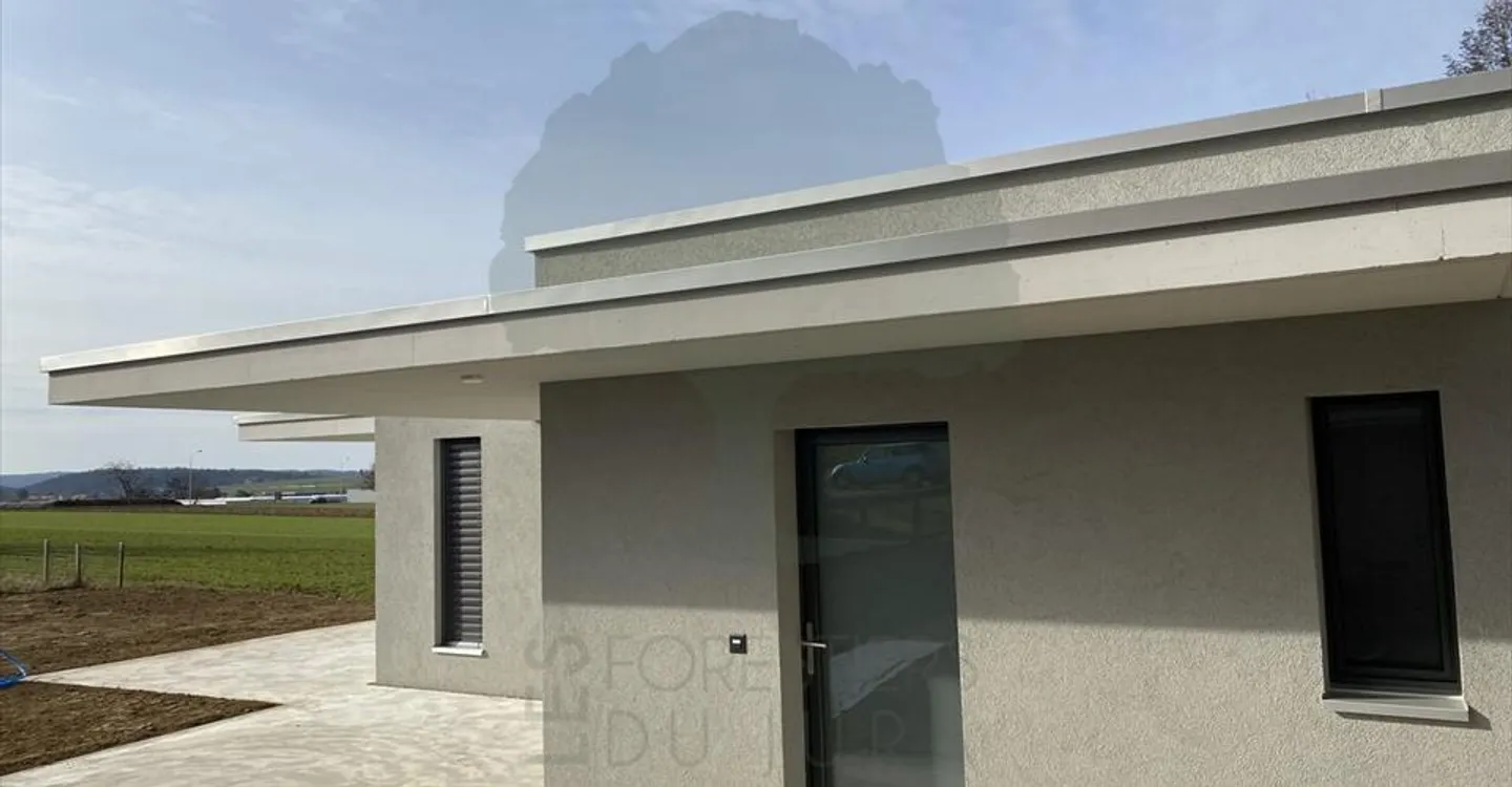 Beautiful 4.5 room single storey architect's house - Photo 1 of 11