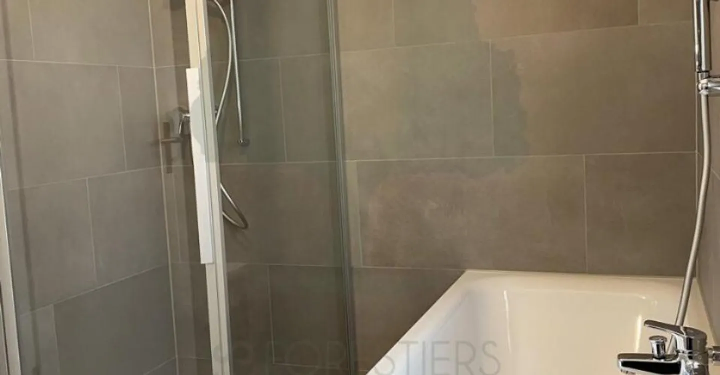 Beautiful 4.5 room single storey architect's house - Photo 10 of 11