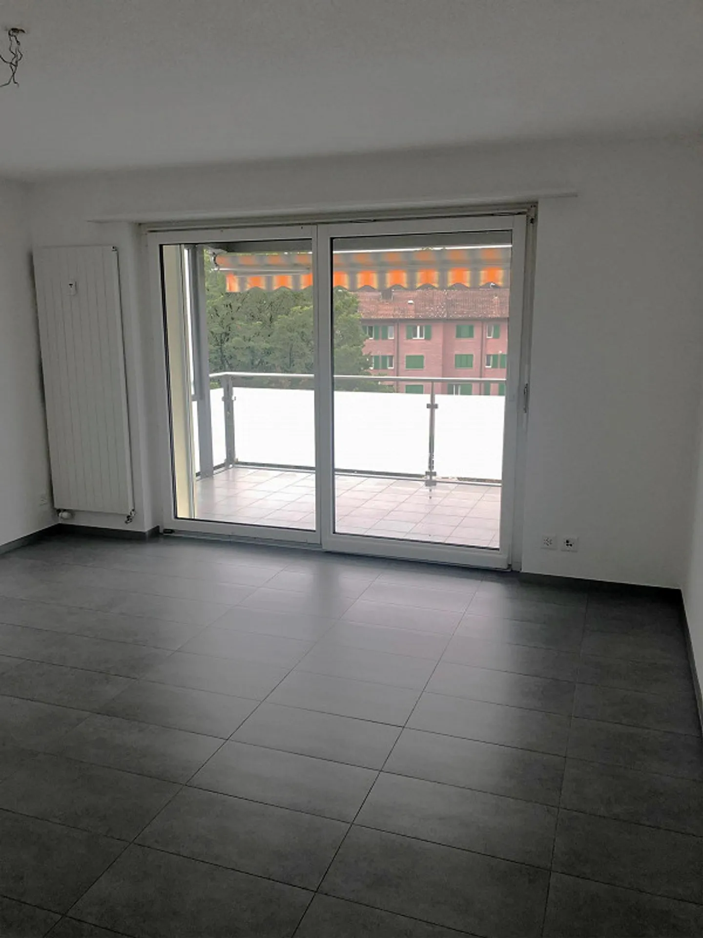 Appartement 4.0 pièces à Schwerzenbach - Photo 2 sur 9