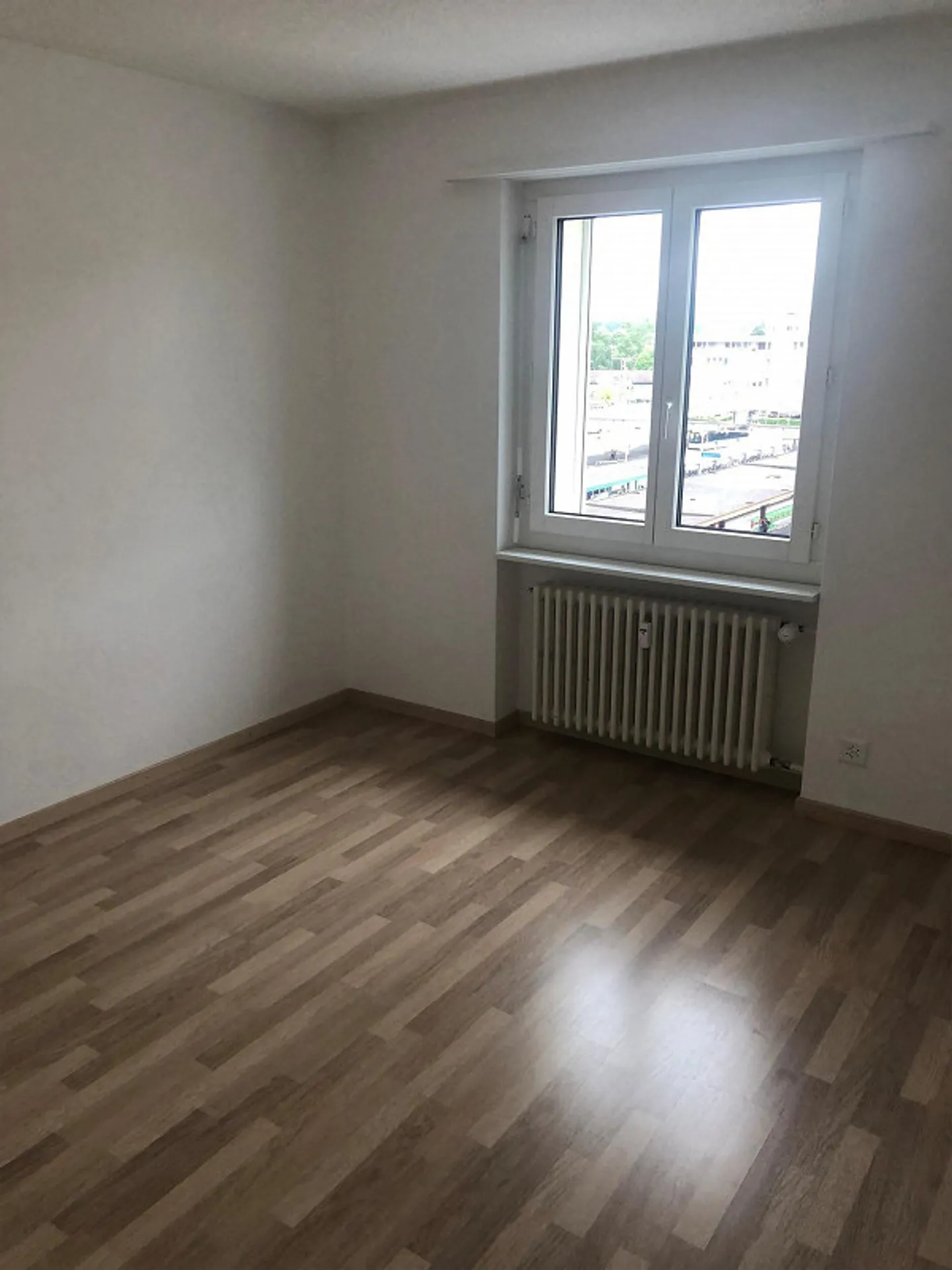 Appartement 4.0 pièces à Schwerzenbach - Photo 6 sur 9
