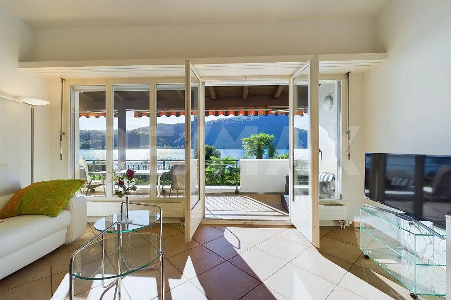 Arbostora - Sensational lakeside pearl in the front row - Photo 10 of 13