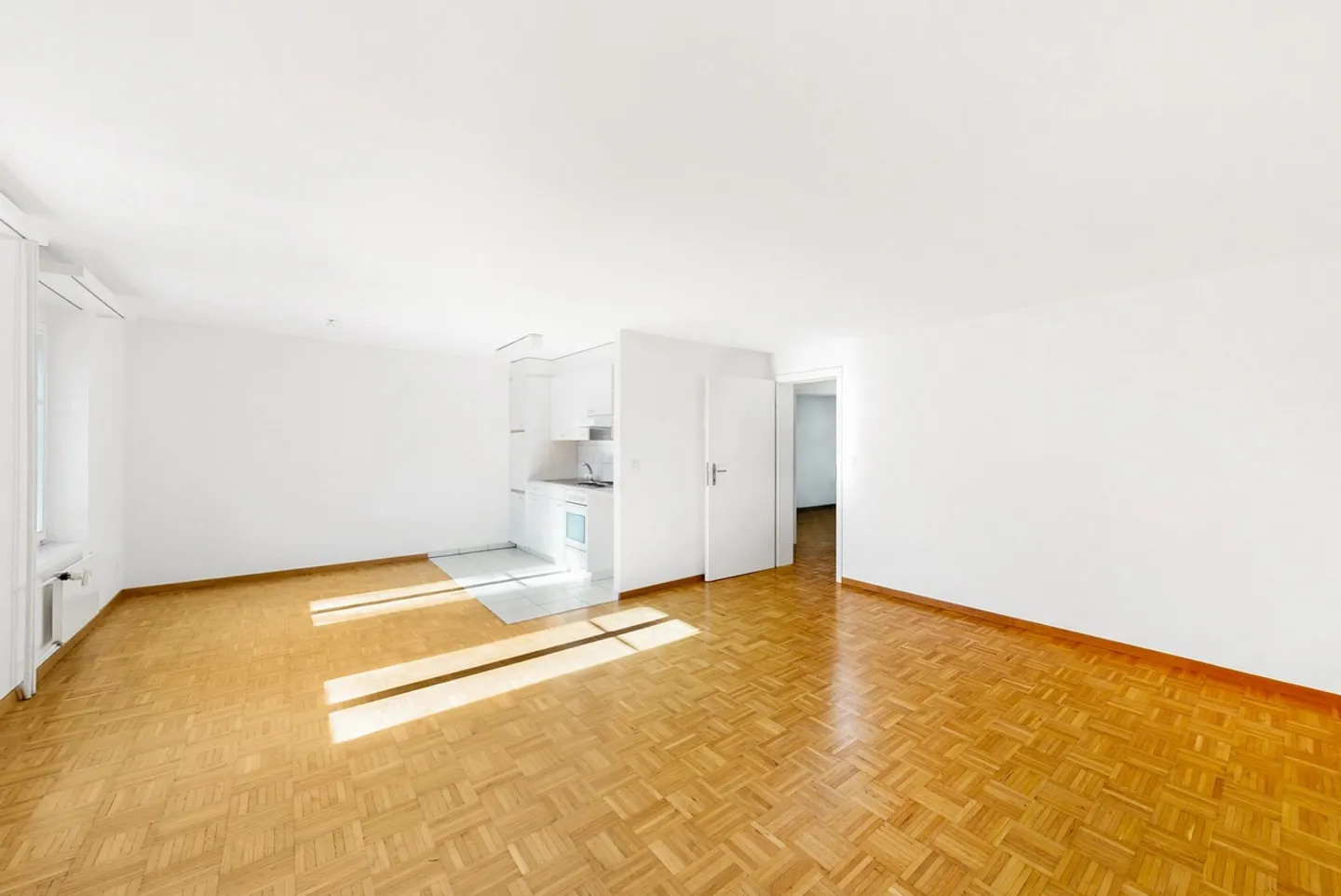 Appartement simple spacieux - Photo 4 sur 7