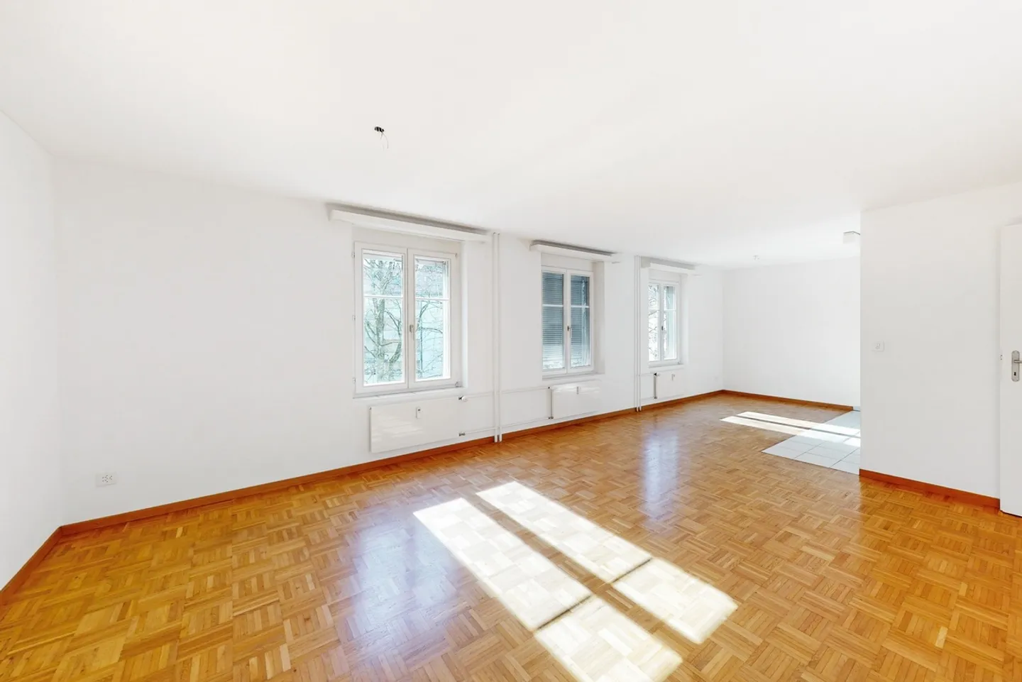 Appartement simple spacieux - Photo 5 sur 7