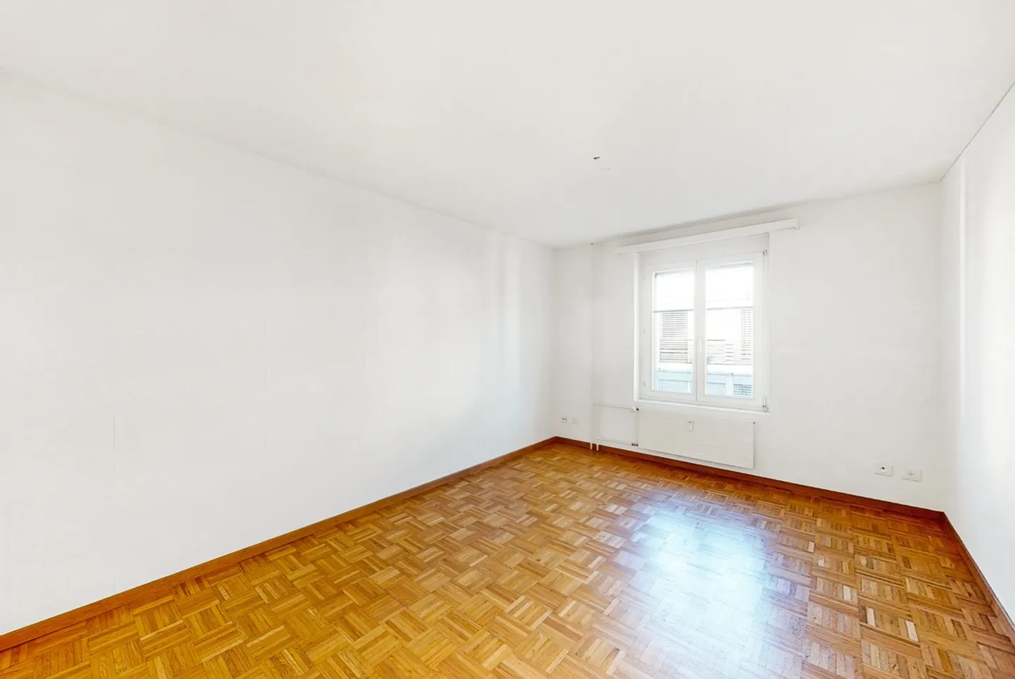 Appartement simple spacieux - Photo 6 sur 7