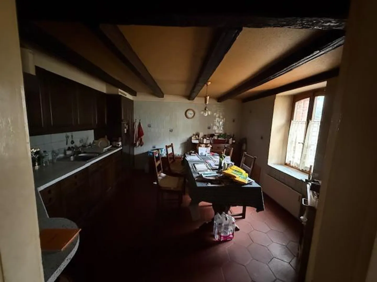 Village house with high potential for enhancement - Photo 2 of 6