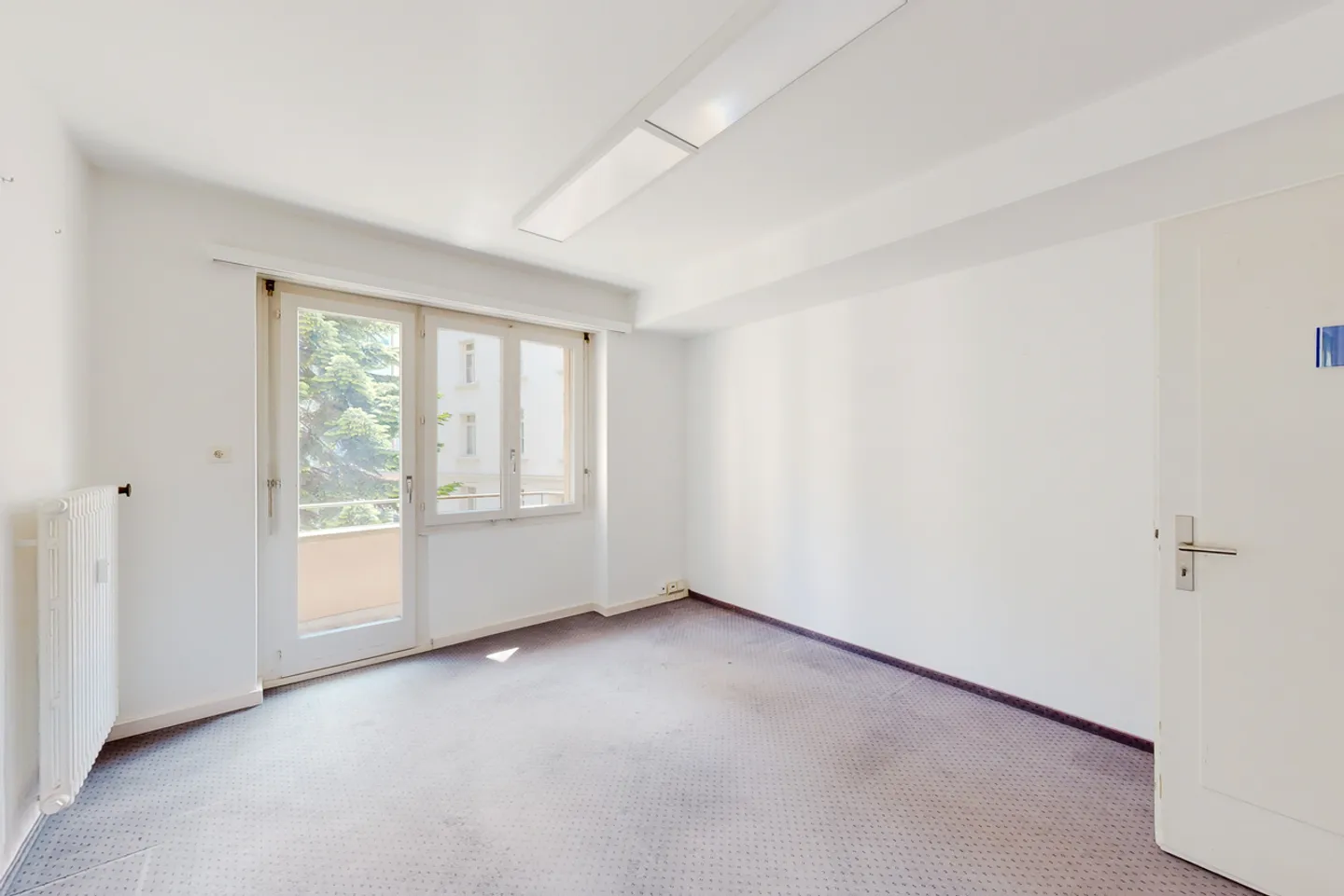 In the middle of the Neustadt - Photo 3 of 10