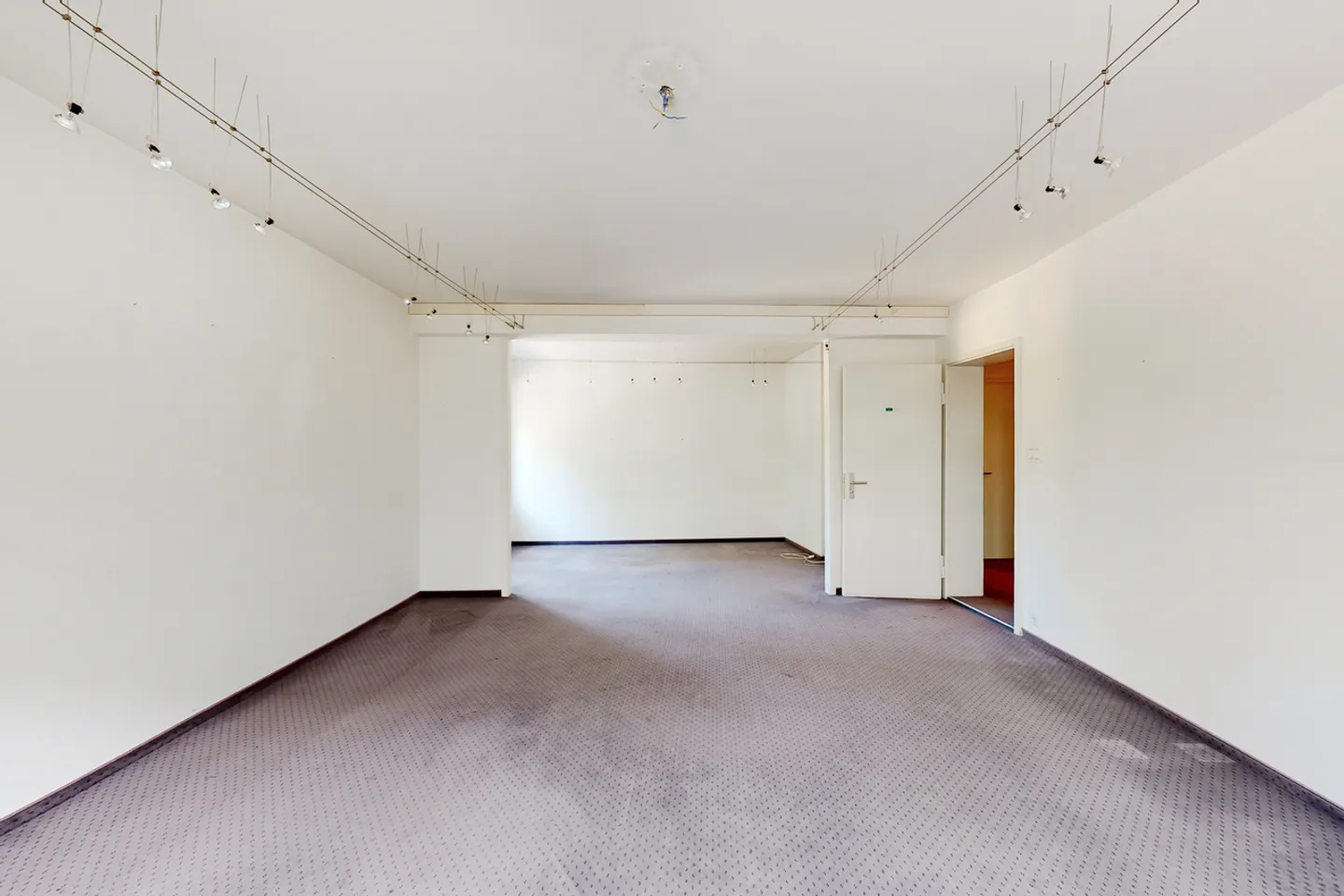 In the middle of the Neustadt - Photo 6 of 10