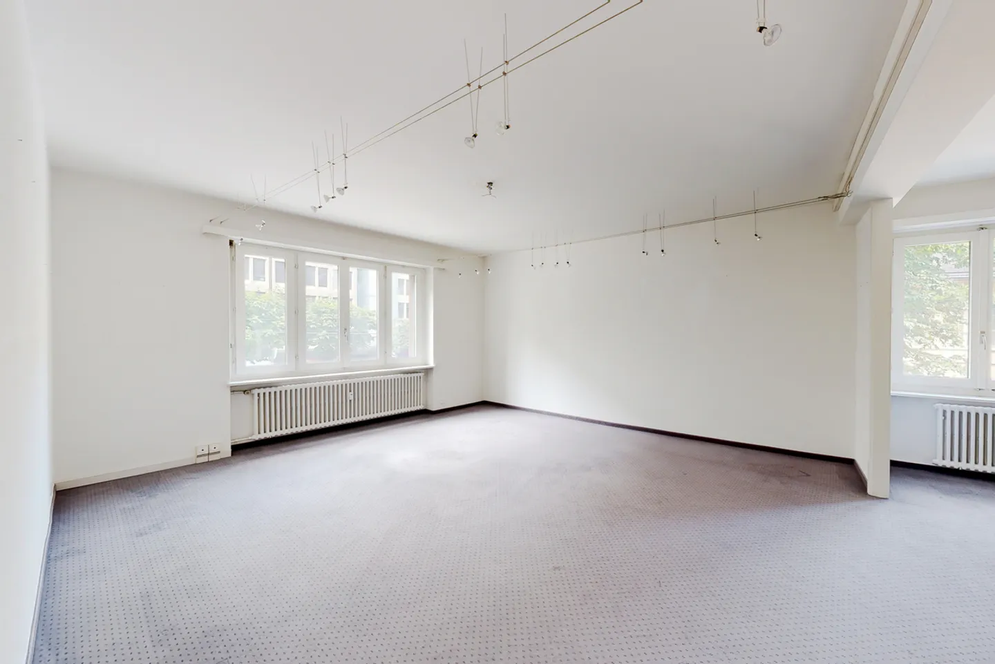 In the middle of the Neustadt - Photo 4 of 10