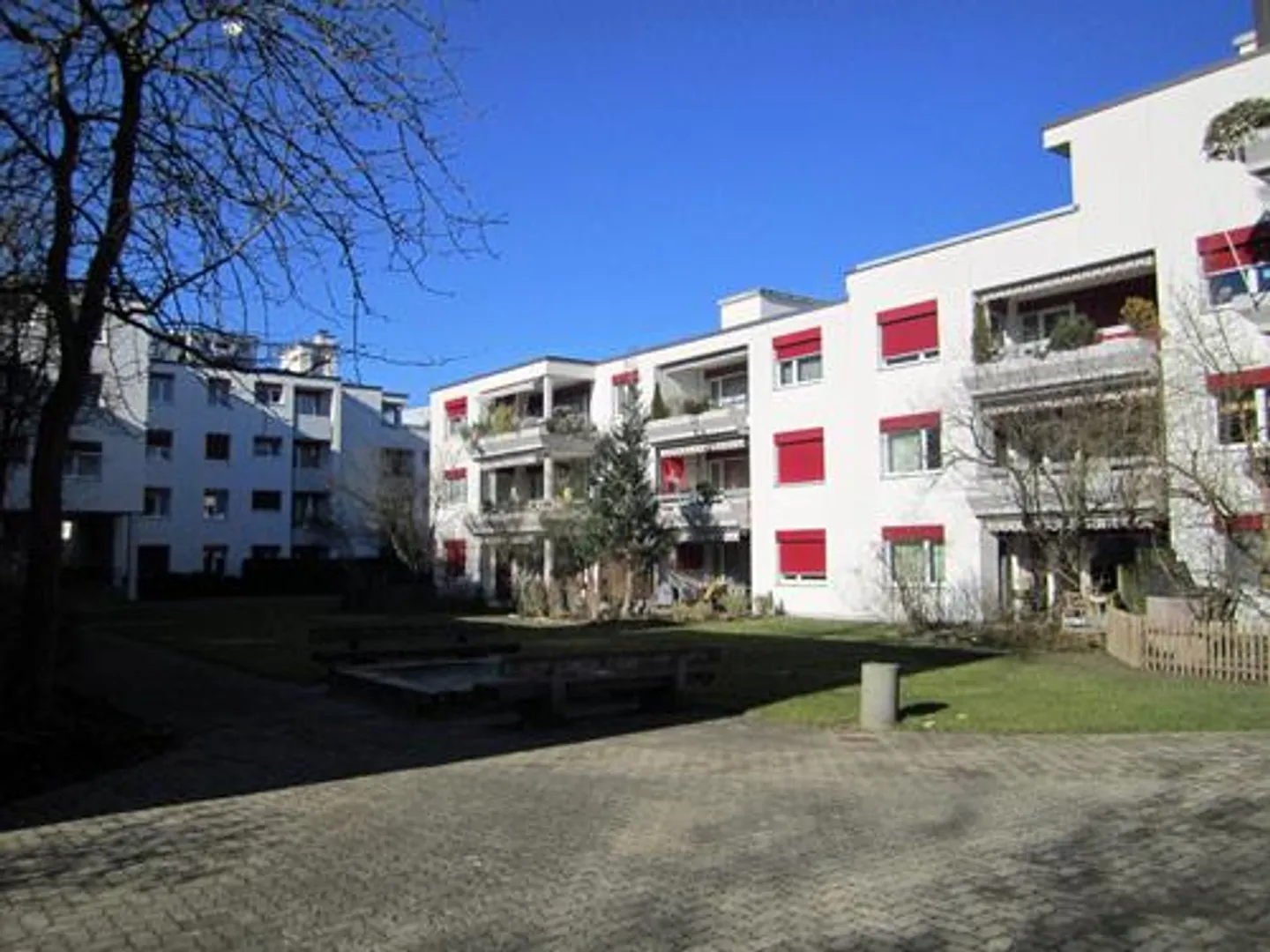 Free double parking space in Altstetten - Photo 1 of 1