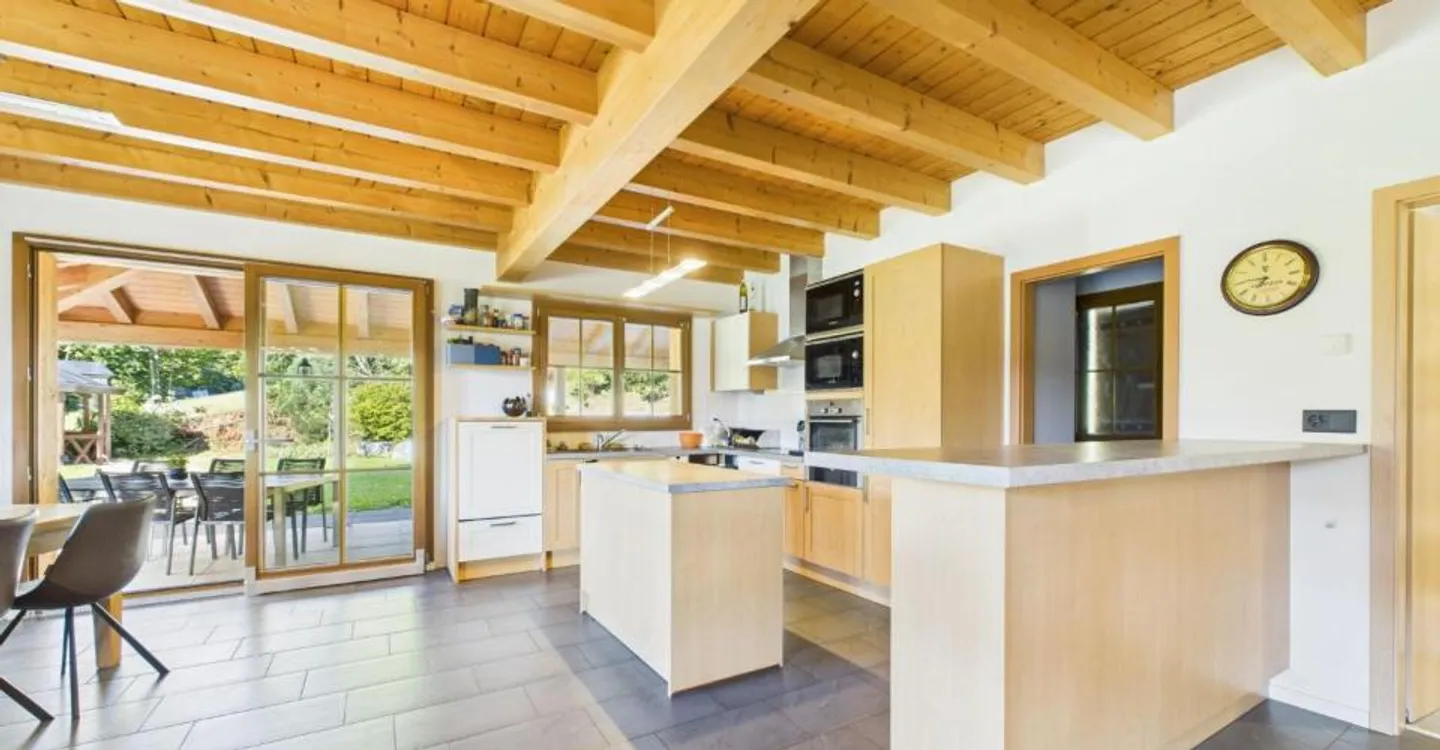 Hochwertige Wohngemeinschaft in einem Einfamilienhaus mit Garten und Pool - Foto 4 von 12