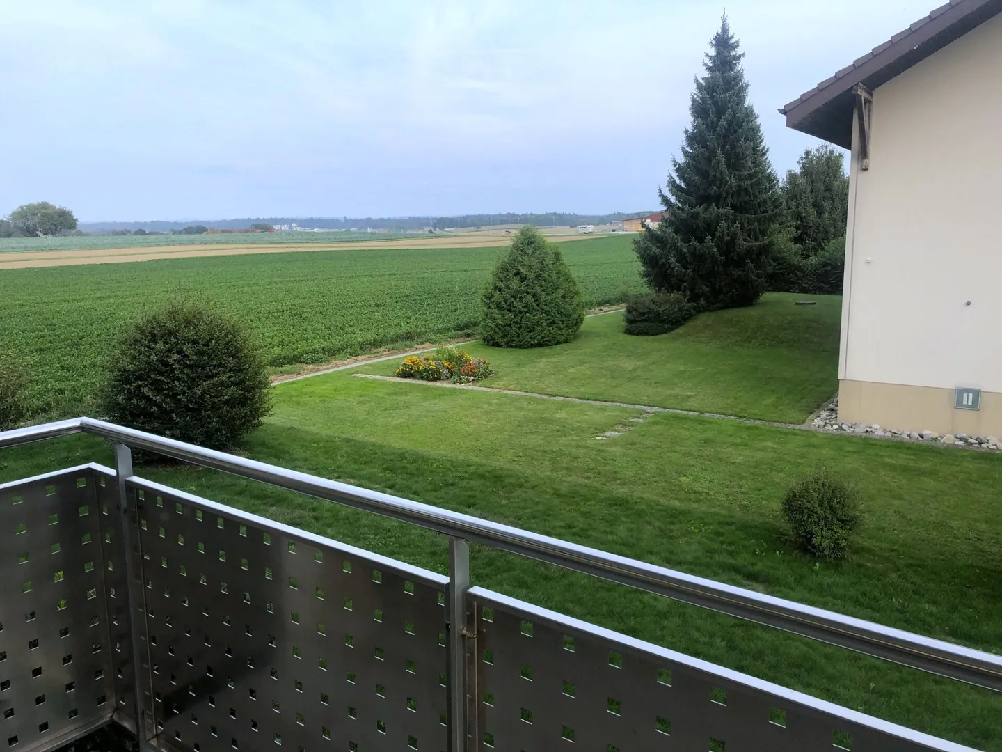 Bellissimo appartamento duplex di 5,5 locali a Oberbipp (1 posto auto sotterraneo incluso!) - Foto 3 di 9