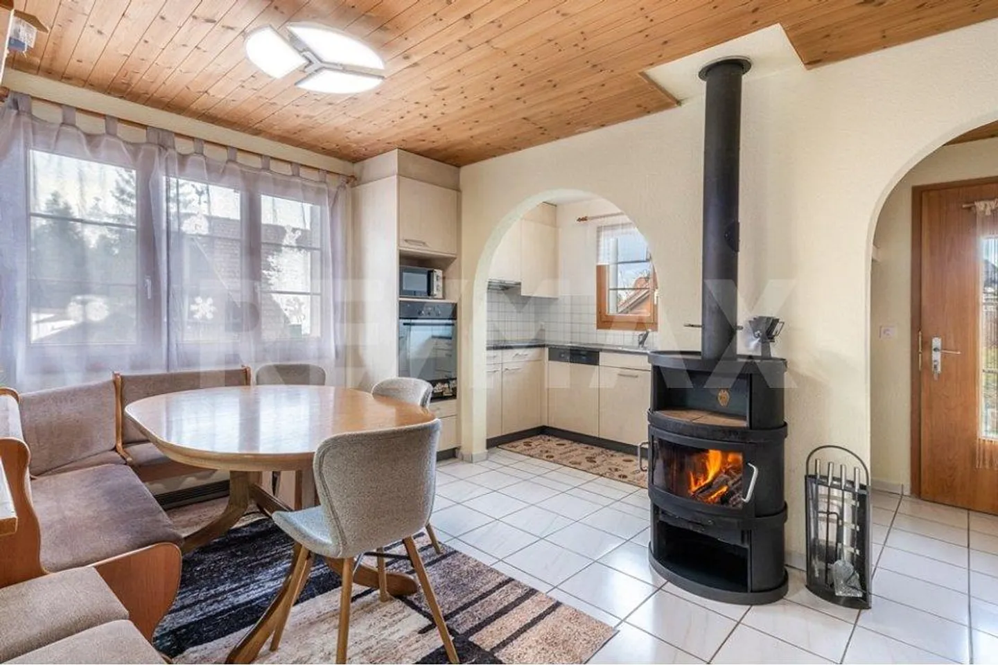 Charming 3½-Room Semi-Detached House - Photo 3 of 13