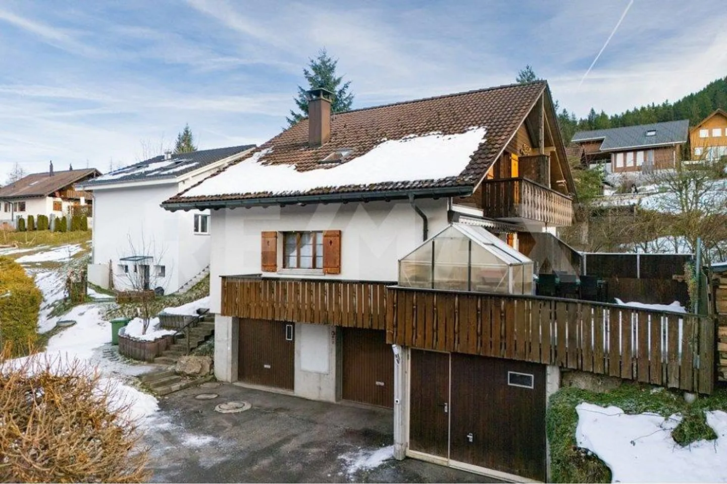 Charming 3½-Room Semi-Detached House - Photo 2 of 13