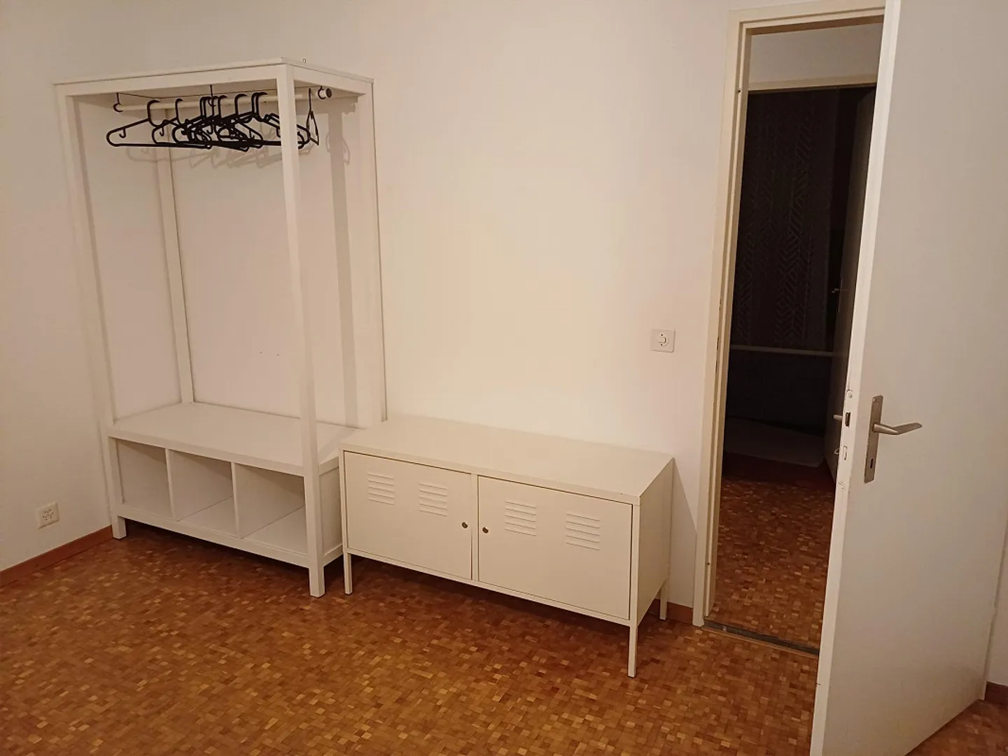 WG-Zimmer in Buochs - Foto 2 von 2