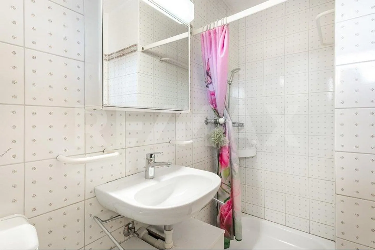 Charming 3½-Room Semi-Detached House - Photo 8 of 13