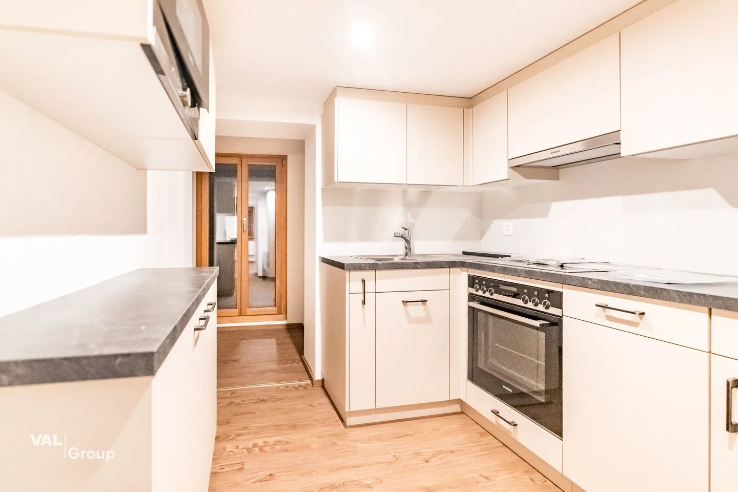 Apartment for rent - Photo 8 of 13