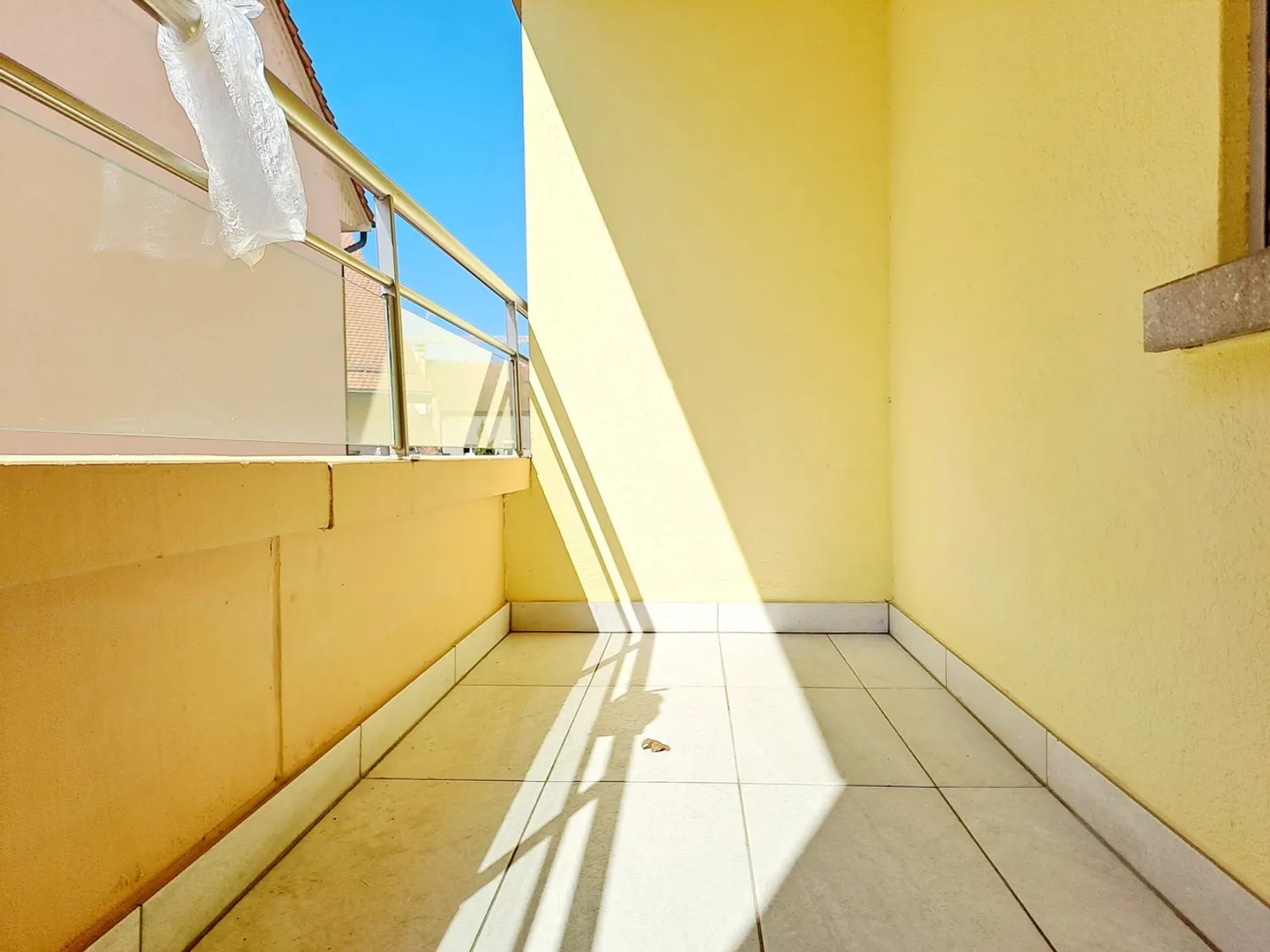 N8 - BOVERIE 6, Appartement de 3.5 pièces au centre de la ville  - Foto 3 di 8