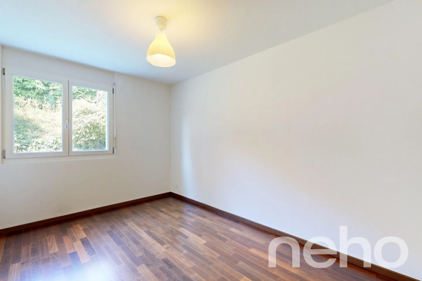 Gelegenheit in Clarens: 4,5 Zimmer ideal für Familie oder Investor - Foto 7 von 11