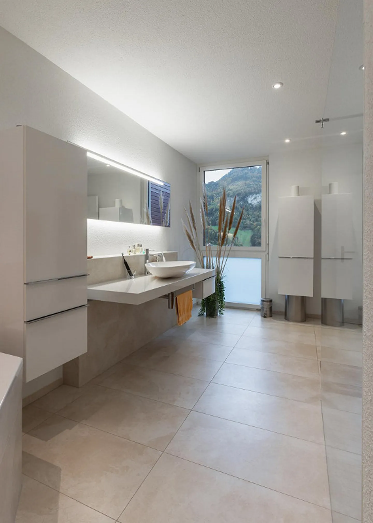 Modern 5.5-room semi-detached house with mountain view in Dallenwil - Photo 6 of 12