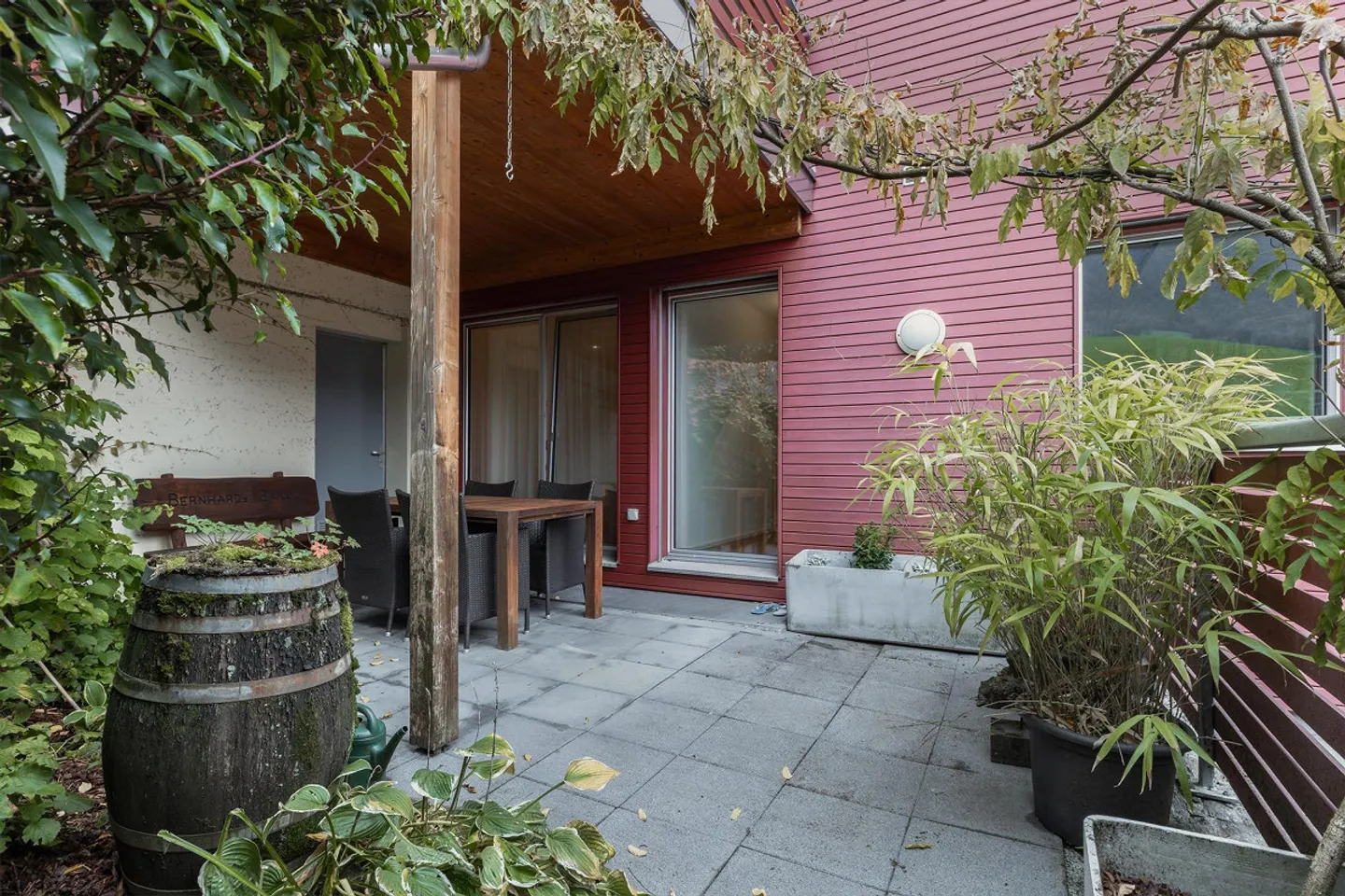 Modern 5.5-room semi-detached house with mountain view in Dallenwil - Photo 7 of 12