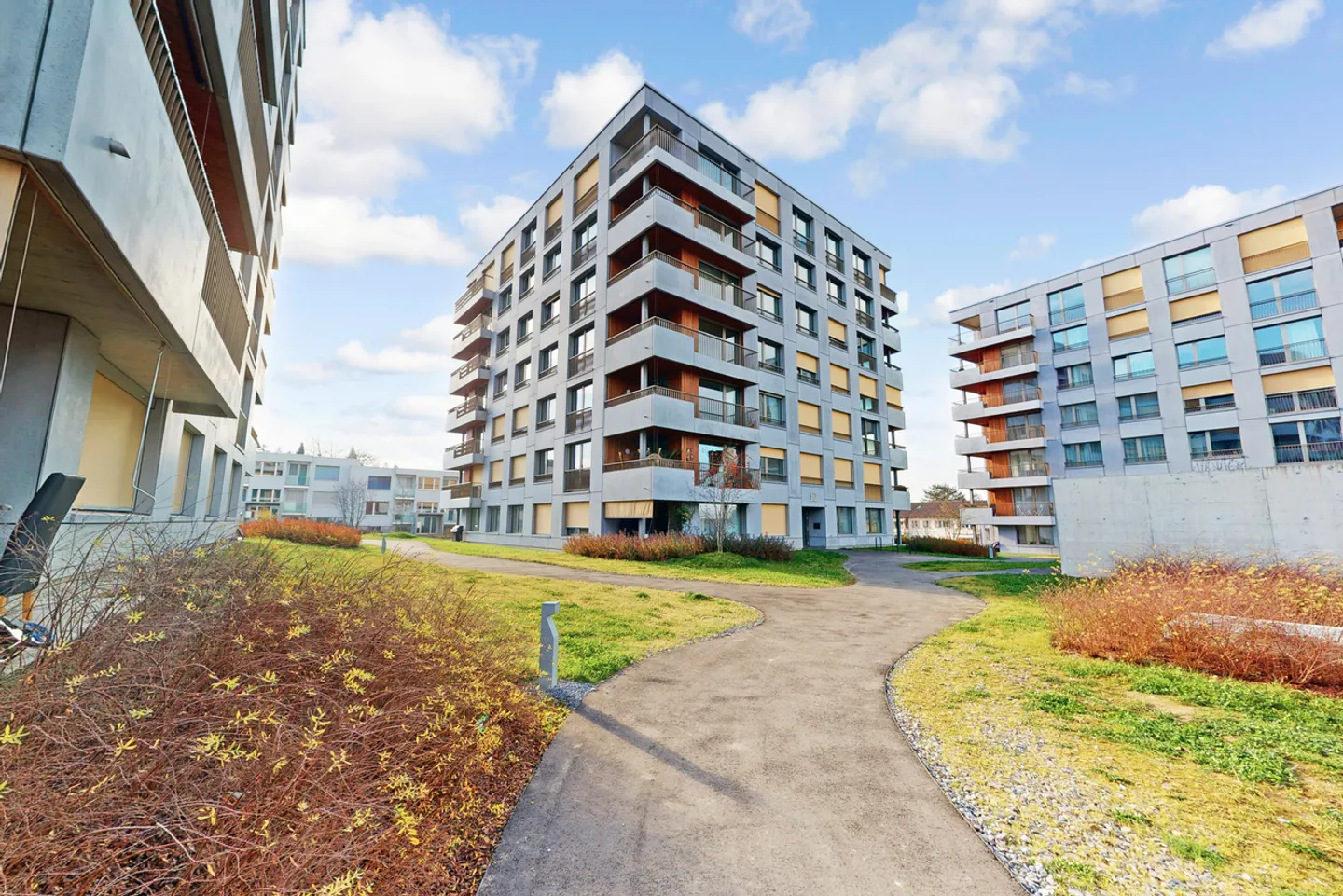 Modern and nature-friendly living! - Photo 1 of 11