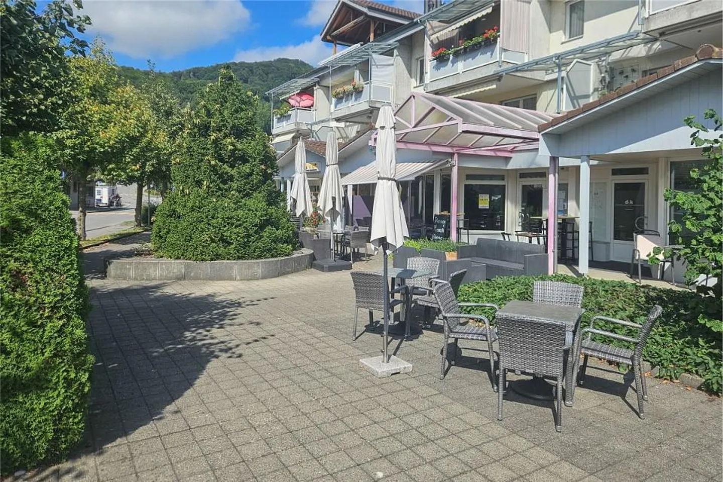 Café, Bar, Bistro in the beautiful Toffen - Photo 2 of 7
