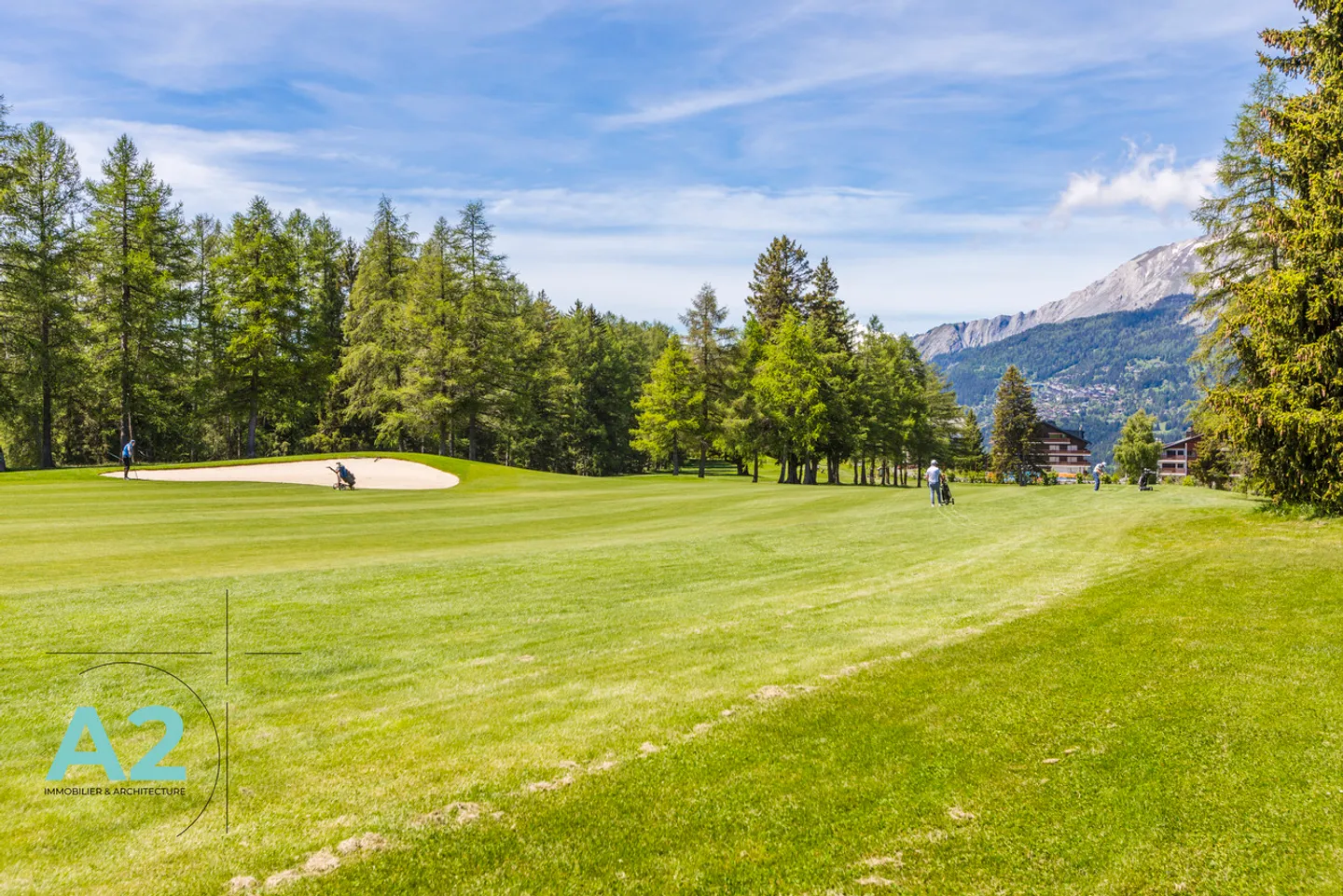 Außergewöhnliche Lage für diese 4.5-Zimmer-Wohnung am Golfplatz - Foto 2 von 17