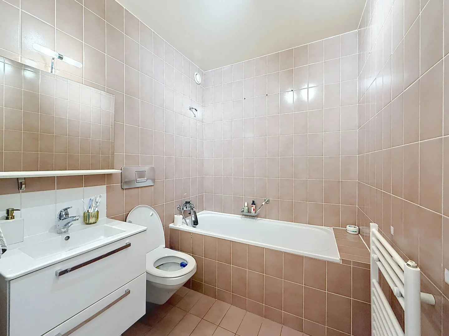 Schöne Wohnung in der Nähe des Sees - Foto 6 von 8