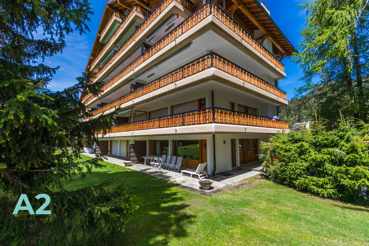 Außergewöhnliche Lage für diese 4.5-Zimmer-Wohnung am Golfplatz - Foto 16 von 17