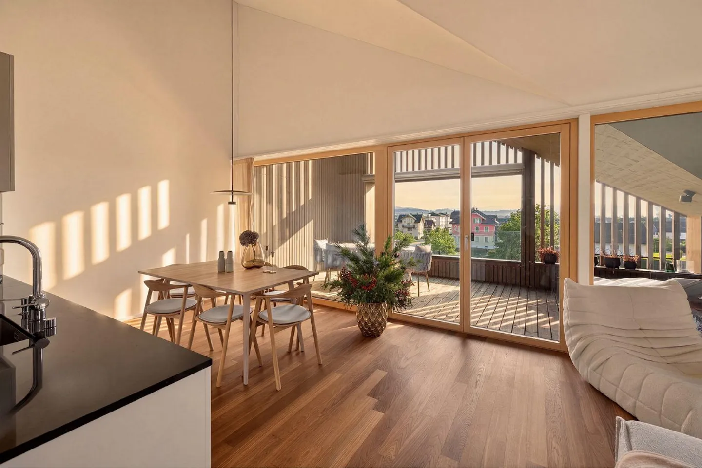 Moderner Loft mit Weitsicht - Foto 3 von 14