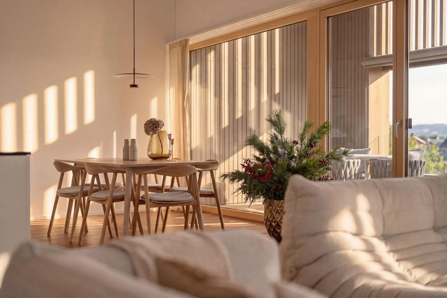 Moderner Loft mit Weitsicht - Foto 4 von 14