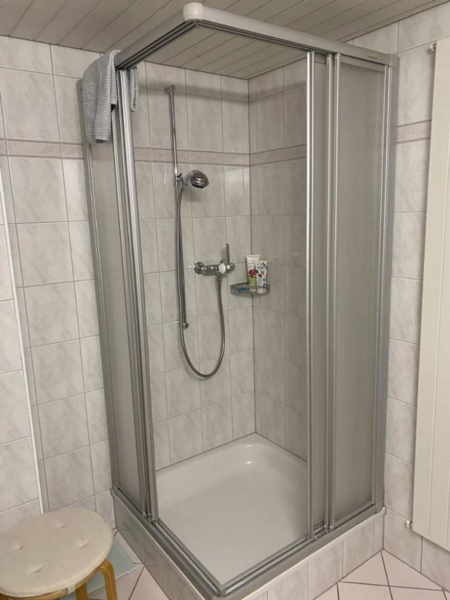 Appartement 2,5 pièces au rez-de-chaussée surélevé - Photo 9 sur 11