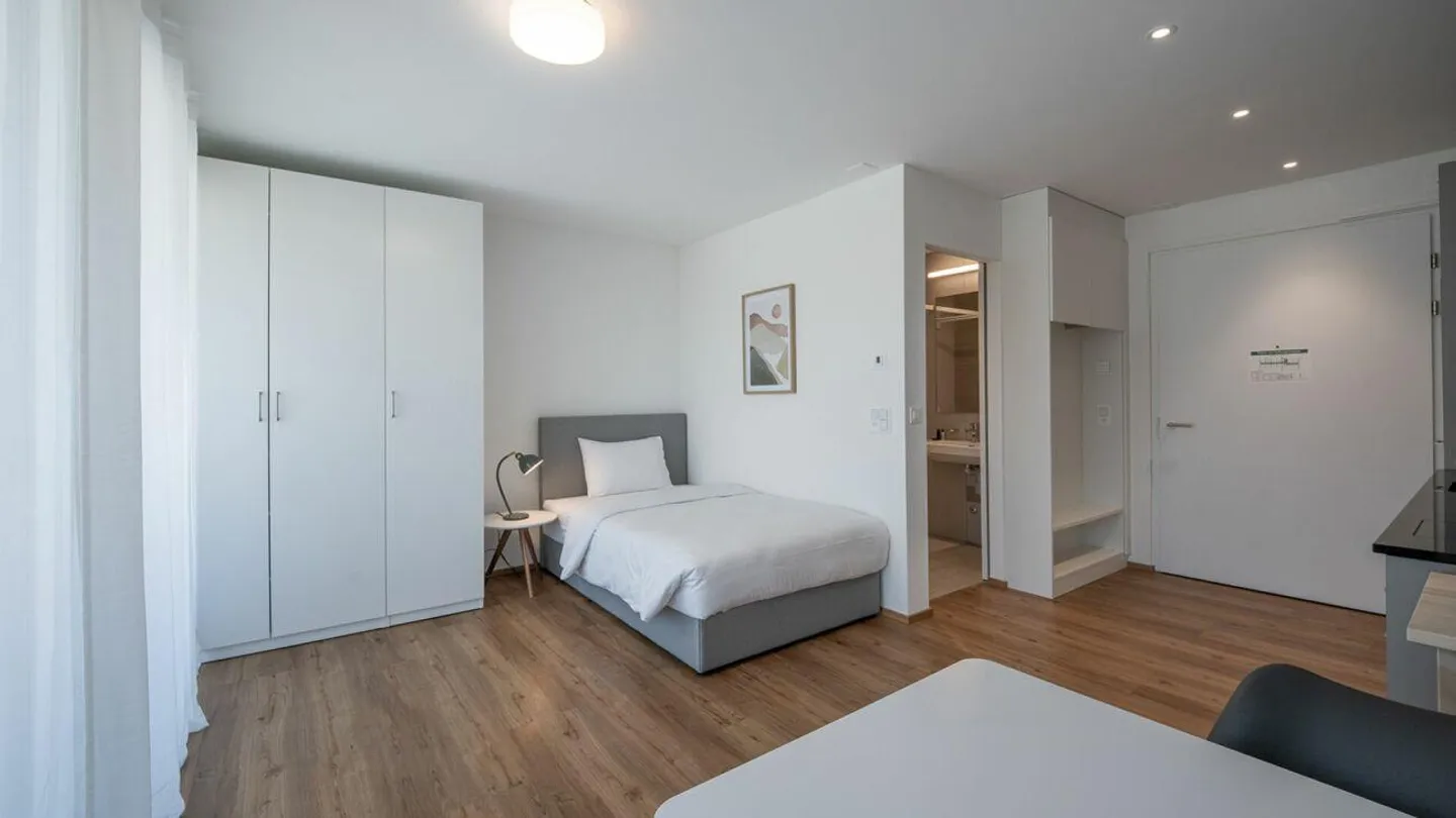 Vollmöbliertes Apartment in Herisau - Foto 1 von 26